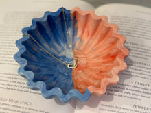 Load image into Gallery viewer, Wave Trinket Dish