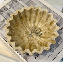 Load image into Gallery viewer, Wave Trinket Dish