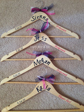 Load image into Gallery viewer, Bridal Party Hangers